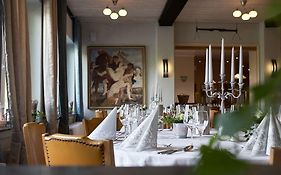 Hotel Zur Burg Sternberg